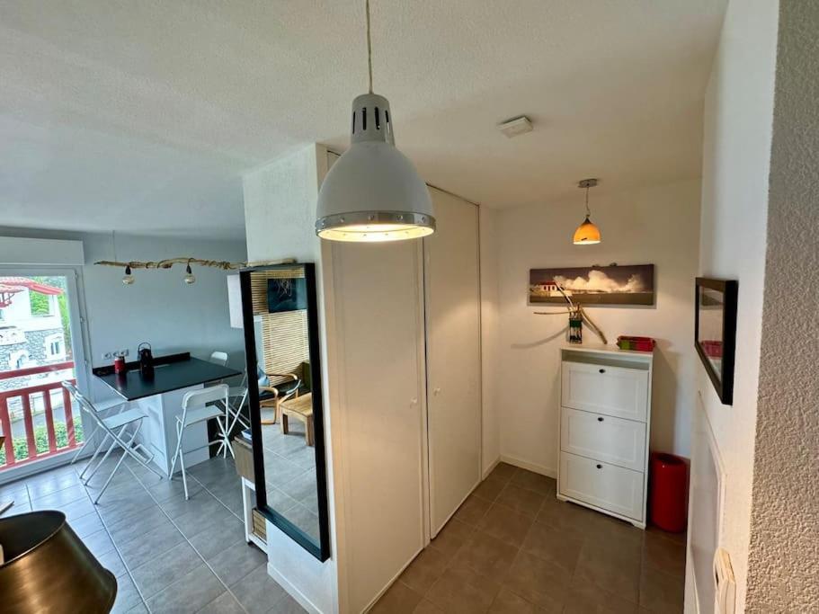 Grand Appartement - Piscine - Plage- Terrasse แซ็งฌองเดอลูซ ภายนอก รูปภาพ